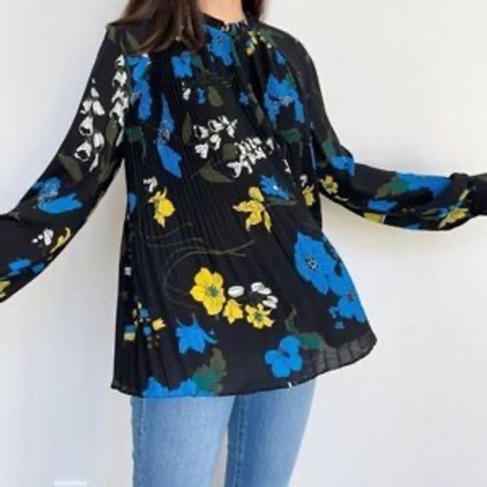 Halogen Pleated Floral Blouse Womens S P Black Blue Office Feminine Romantiv